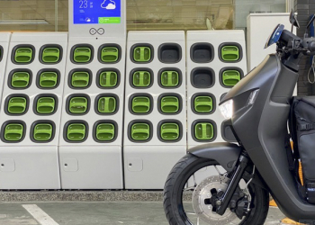 超車光陽後， 宏佳騰 Amotor 正式擠下中華 emoving 爬上電動車全年亞軍