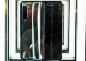 Galaxy Fold 賣得好嗎？ 三星：已破百萬台