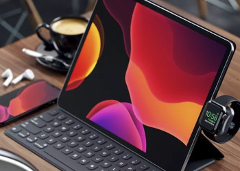 將 Apple Watch 直接固定在 iPad 上充電，似乎是個不錯的主意