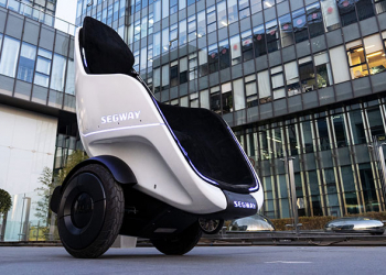 Segway 最新款電動平衡車 S-Pod ，坐著就能輕鬆駕駛