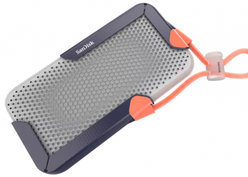 SanDisk 隨身 SSD 原型硬碟強在它容量「真 D 大」，有 8TB 這麼大