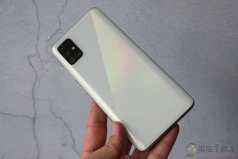 Samsung Galaxy A51 /A71 開箱實測 ，微距讓手機攝影也「O 極限」 - 電腦王阿達