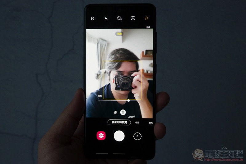 Samsung Galaxy A51 /A71 開箱實測 ，微距讓手機攝影也「O 極限」 - 電腦王阿達