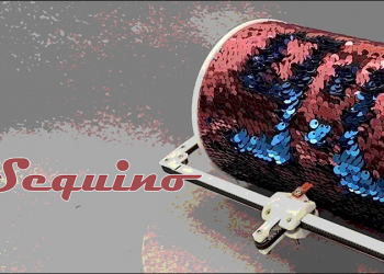 一台使用翻轉亮片顯示的時鐘「Sequino」，延遲長達四分鐘讓你哭笑不得