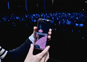 Galaxy Z Flip 千呼萬喚始出來，巴掌大小摺疊更好帶（加映：特別聯名款）