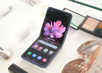 Samsung 翻蓋摺疊機 Galaxy Z Flip 即日起開放預購，售價 48,880 元