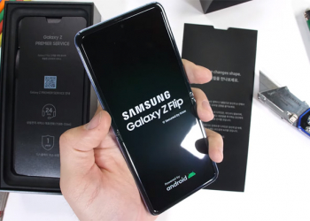 最新 Galaxy Z Flip 虐機影片出爐，千金之軀請小心呵護