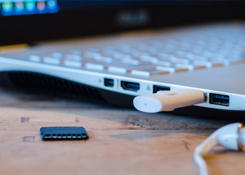 隨身碟用完可以直接從電腦上拔下來嗎？