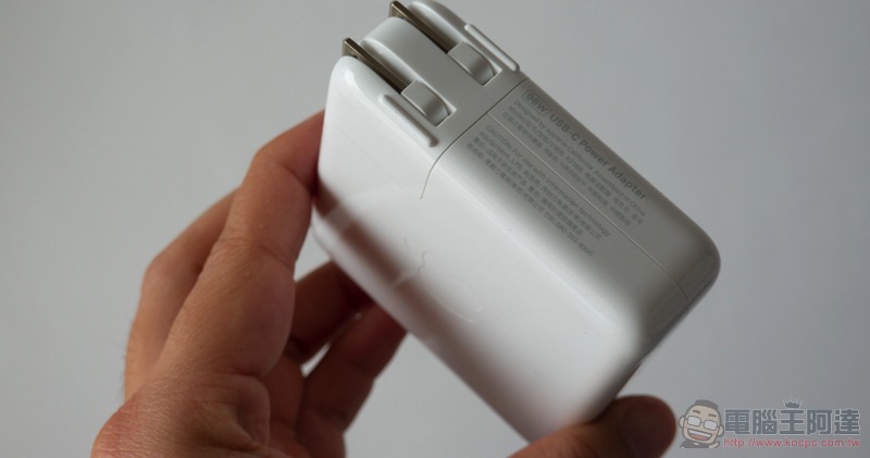 MacBook Pro 16 吋開箱體驗 ：熟悉的新朋友 - 電腦王阿達