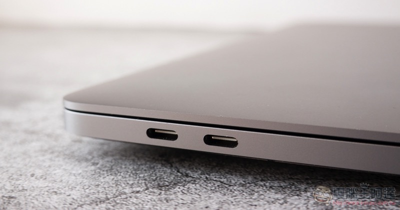 MacBook Pro 16 吋開箱體驗 ：熟悉的新朋友 - 電腦王阿達