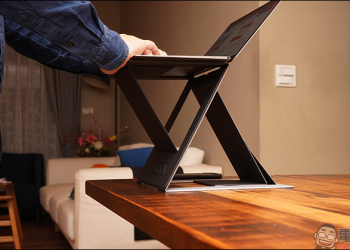 MOFT Z 超輕薄隱形升降筆電支架 開箱動手玩：支援多角度調整、站立模式，隨處都是個人行動辦公室！