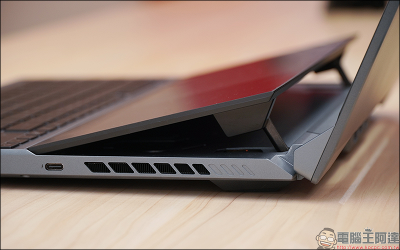 讓 MacBook 鍵盤與螢幕抬升至更舒適角度的蘋果專利被挖出 - 電腦王阿達
