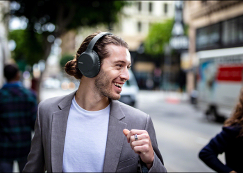 Sony WH-CH710N 主動降噪藍牙耳罩式耳機在台開賣， 35 小時超長續航、售價五千有找