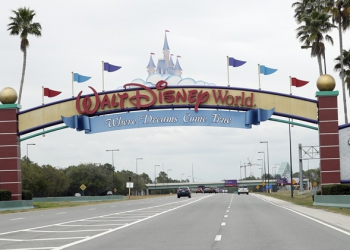 阿拉巴馬男子超狂，無視隔離禁令潛進迪士尼住了三天