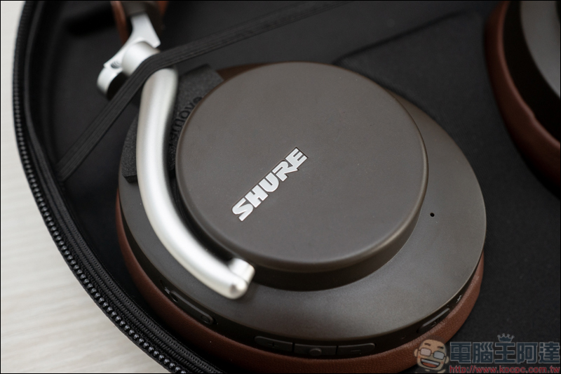 Shure AONIC 50無線降噪頭戴式耳機開箱動耳聽，同場加映AONIC 4 - 電腦王阿達
