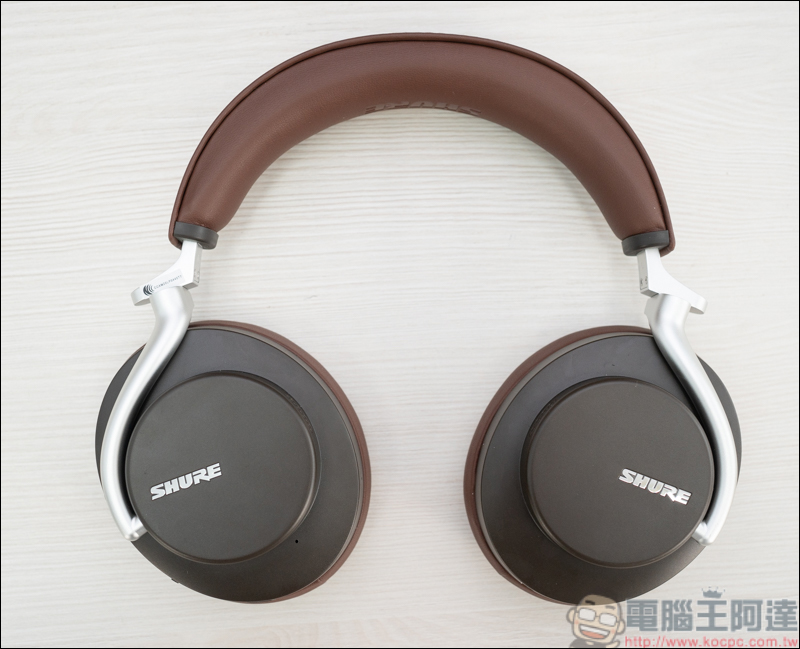 Shure AONIC 50無線降噪頭戴式耳機開箱動耳聽，同場加映AONIC 4 - 電腦王阿達