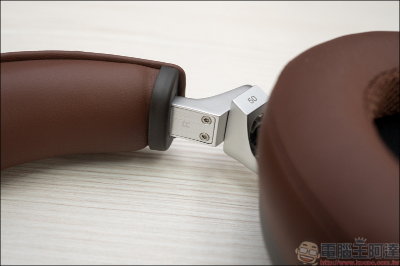 Shure AONIC 50無線降噪頭戴式耳機開箱動耳聽，同場加映AONIC 4 - 電腦王阿達