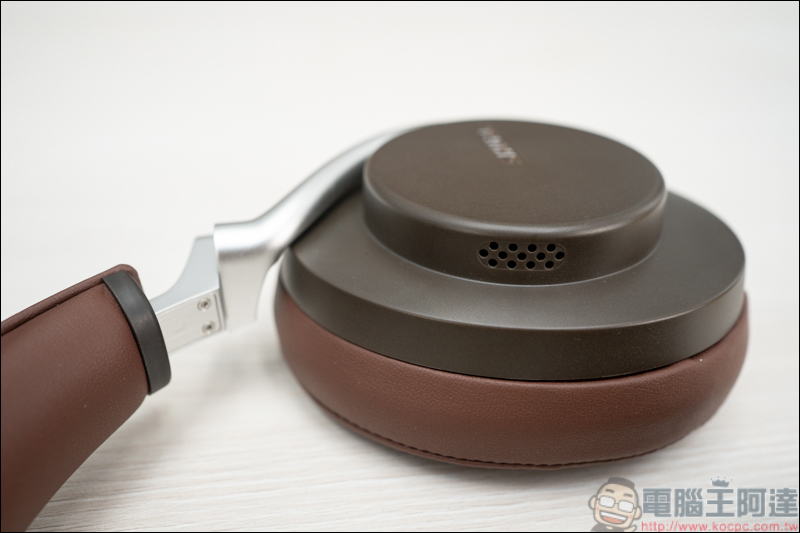 Shure AONIC 50無線降噪頭戴式耳機開箱動耳聽，同場加映AONIC 4 - 電腦王阿達