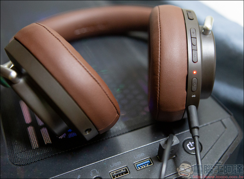 Shure AONIC 50無線降噪頭戴式耳機開箱動耳聽，同場加映AONIC 4 - 電腦王阿達