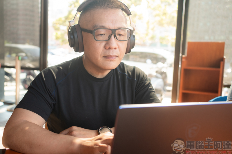 Shure AONIC 50無線降噪頭戴式耳機開箱動耳聽，同場加映AONIC 4 - 電腦王阿達