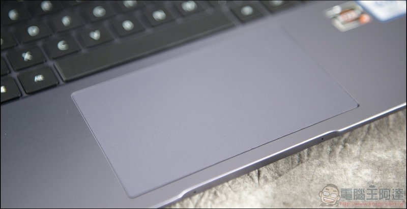 HUAWEI MateBook D14 D15  開箱 -11