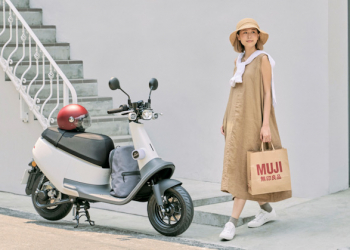 慢活好夥伴， 無印良品版 Gogoro VIVA Plus 無印白 帥帥登場