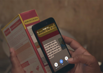 Google 智慧鏡頭視覺翻譯登陸 KaiOS，功能型手機也有新用途