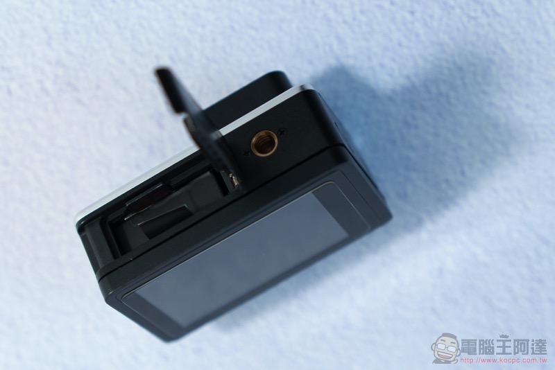 超強性價比運動相機 Mokacam Alpha3 Flip 開箱實測（ 評價 評測 動手玩） - 電腦王阿達