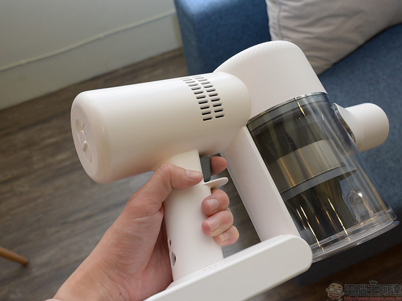 追覓 V10 無線吸塵器開箱動手玩，媲美 Dyson 小資必備超高 CP 輕巧大吸力家庭清潔救星 - 電腦王阿達