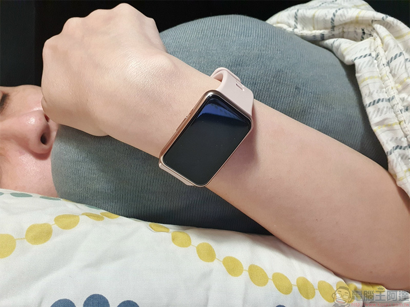 為年輕族群而生 HUAWEI WATCH FIT 開箱動手玩，運動教練、健康專員隨身相伴 - 電腦王阿達