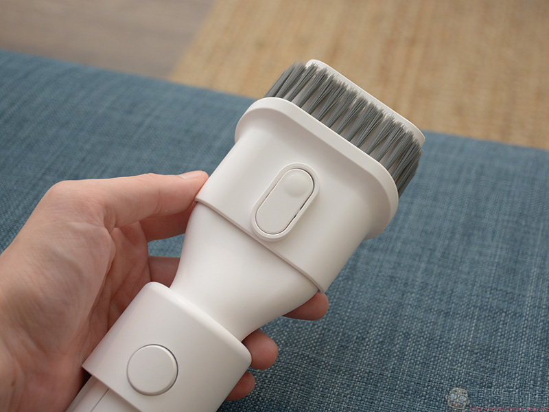 追覓 V10 無線吸塵器開箱動手玩，媲美 Dyson 小資必備超高 CP 輕巧大吸力家庭清潔救星 - 電腦王阿達