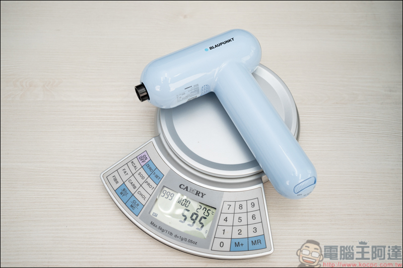 BLAUPUNKT 藍寶AI筋膜震動按摩槍，德國工藝品質，從此讓痠痛遠離你；同場加映小藍寶筋膜按摩槍，首創精油按摩設計，小資族最佳首選 - 電腦王阿達