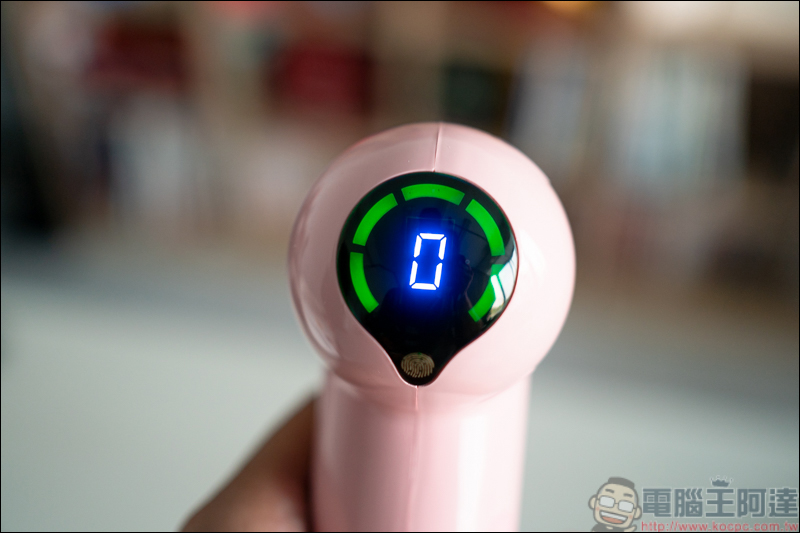 BLAUPUNKT 藍寶AI筋膜震動按摩槍，德國工藝品質，從此讓痠痛遠離你；同場加映小藍寶筋膜按摩槍，首創精油按摩設計，小資族最佳首選 - 電腦王阿達
