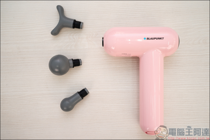 BLAUPUNKT 藍寶AI筋膜震動按摩槍，德國工藝品質，從此讓痠痛遠離你；同場加映小藍寶筋膜按摩槍，首創精油按摩設計，小資族最佳首選 - 電腦王阿達