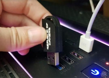 Windows 10 1903 版本之後，想退出 USB 隨身碟可直接拔除，無需再點安全移除硬體