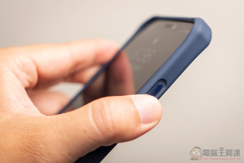 iPhone 12 抗菌、防摔都不妥協！ITSKINS 極限運動保護殼開箱體驗（評價 / 評測 / 動手玩） - 電腦王阿達