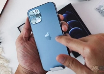 iPhone 12 與 iPhone 12 Pro 遊戲續航力測試，比上一代整整少一倍，3 小時就沒電 - 電腦王阿達