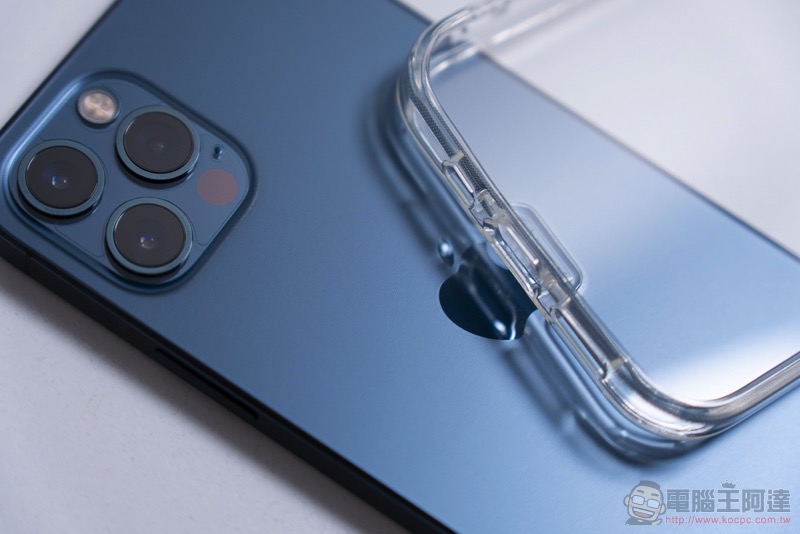 hoda iPhone 12 Pro 晶石防摔保護殼開箱體驗：晶透美型與柔嫩質感的極致之選 - 電腦王阿達
