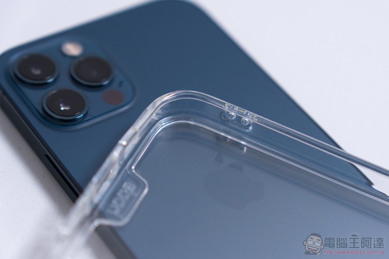 hoda iPhone 12 Pro 晶石防摔保護殼開箱體驗：晶透美型與柔嫩質感的極致之選 - 電腦王阿達