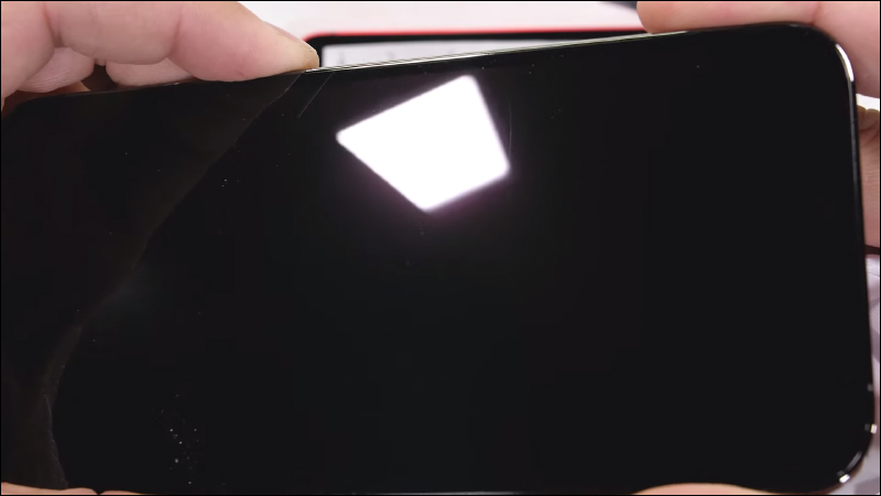 iPhone 12 Pro Max 和 iPhone 12 mini 暴力虐機測試比較 - 電腦王阿達