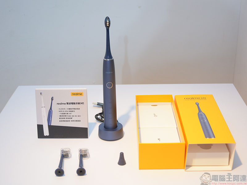 realme 進軍智慧家居，在台推出兩款小尺寸智慧連網顯示器與聲波電動牙刷 M1 - 電腦王阿達