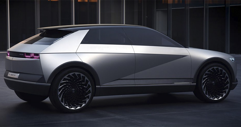 美國傳統／新創車廠大聯盟！Rivian 加入 Tesla 開放的 NACS 充電標準，現代汽車也釋出加入意願 - 電腦王阿達