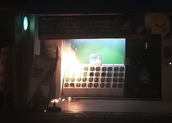 台南 Gogoro 換電站發生起火事件，電池罕見發出火光