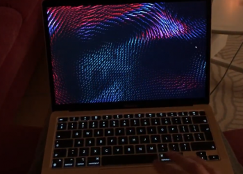 M1 Mac 系列傳 Bug 災情，畫面會突然跳出螢幕保護程式並卡住（內文有暫時解法） - 電腦王阿達