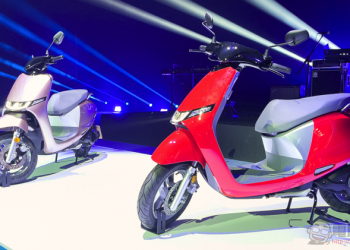 光陽 ionex 性能換電車 S7 與 S7R 登場，給 Gogoro 不只一點好看