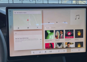 Tesla v11 車載介面大改版曝光：磚型客製多工視窗還有新的「直線競速」模式登場