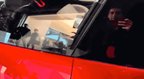 徹底防搶？Elon Musk 透露 Cybertruck 連門把都沒了 - 電腦王阿達