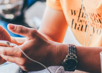 自稱可免費觀看 Netflix 影片的Android 惡意應用，還會透過通訊軟體傳播