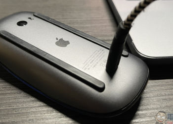 新 iMac 發表後， Apple 仍未改變 Magic Mouse 底部充電接口的位置