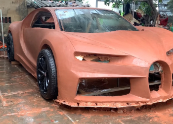 國外農夫神人土炮打造 Bugatti Chiron 山豬王，靠的就是泥土